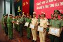 1 trao thuong.jpg - 