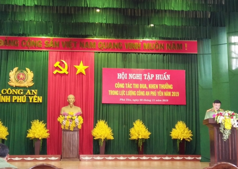 Hội nghị tập huấn công tác thi đua, khen thưởng trong lực lượng Công an Phú Yên năm 2019