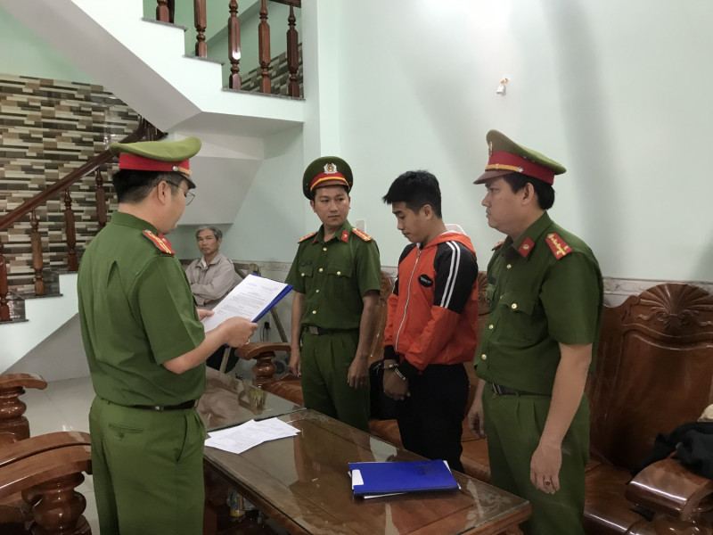 BẮT TAM GIAM ĐỐI TƯỢNG LỪA ĐẢO CHIẾM ĐOẠT TÀI SẢN