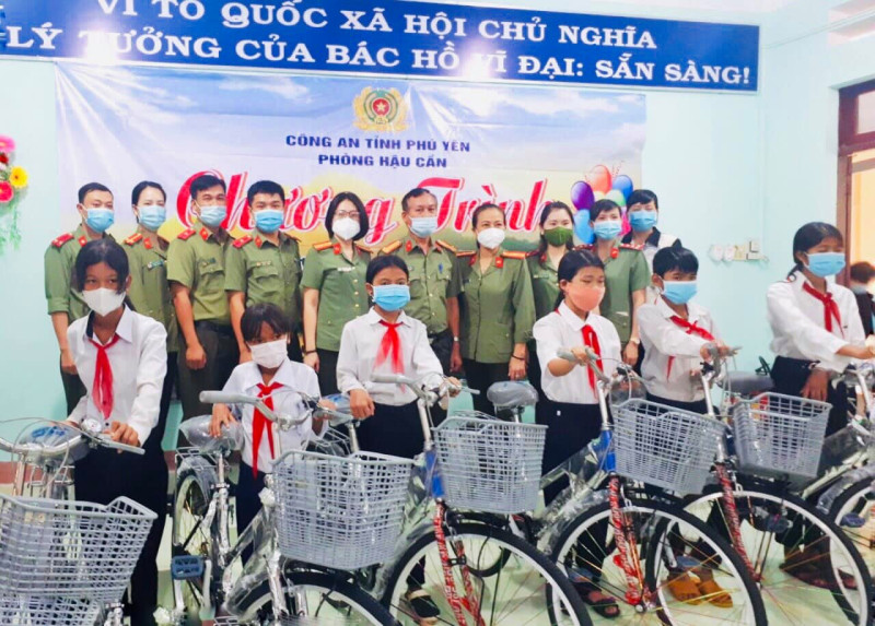 Đoàn thanh niên Công an tỉnh: Sôi nổi các hoạt động tình nguyện tại các địa phương