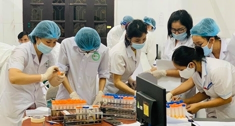 Sáng 14/6, thêm 92 ca mắc COVID-19, TP Hồ Chí Minh có 30 ca