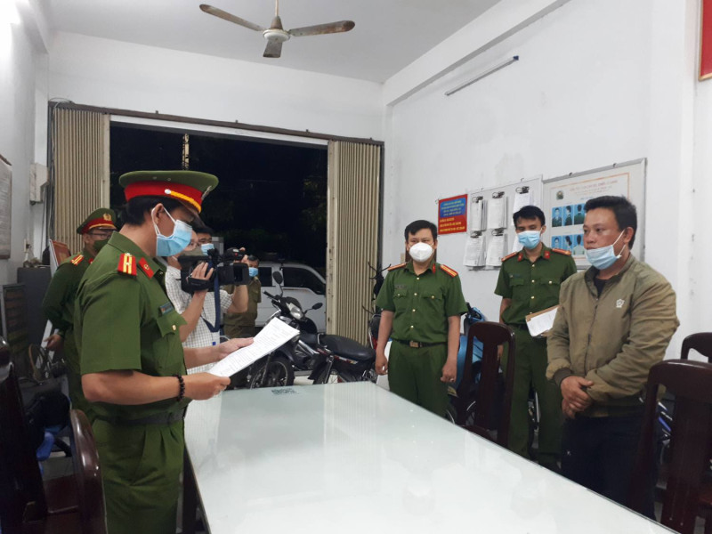 KHỞI TỐ, BẮT TẠM GIAM 02 BỊ CAN TRONG VỤ HỦY HOẠI RỪNG Ở XÃ SƠN HỘI, HUYỆN SƠN HÒA