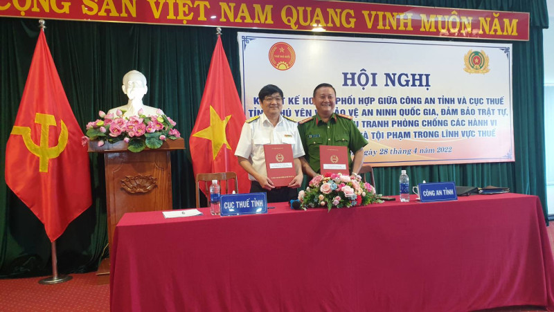 Ký kết Quy chế phối hợp trong đấu tranh phòng, chống các hành vi vi phạm pháp luật và tội phạm trong lĩnh vực thuế