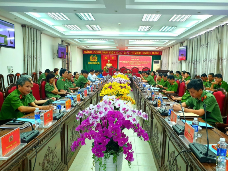 BỘ CÔNG AN TỔ CHỨC HỘI NGHỊ QUÁN TRIỆT  LUẬT LỰC LƯỢNG THAM GIA BẢO VỆ AN NINH, TRẬT TỰ  Ở CƠ SỞ VÀ CÁC NHIỆM VỤ CÔNG TÁC TRỌNG TÂM  ĐỂ TRIỂN KHAI, THI HÀNH