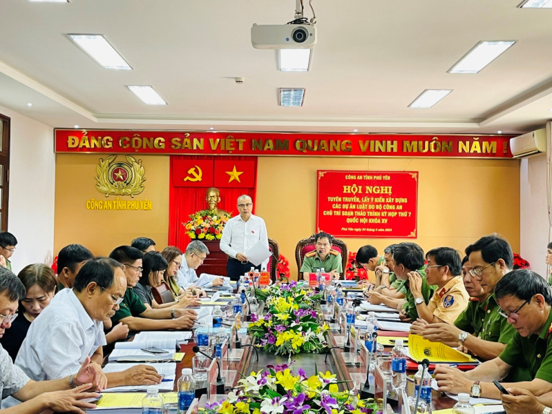 Công an Phú Yên tổ chức hội nghị tuyên truyền, lấy ý kiến đóng góp đối với 05 dự án Luật do Bộ Công an chủ trì soạn thảo