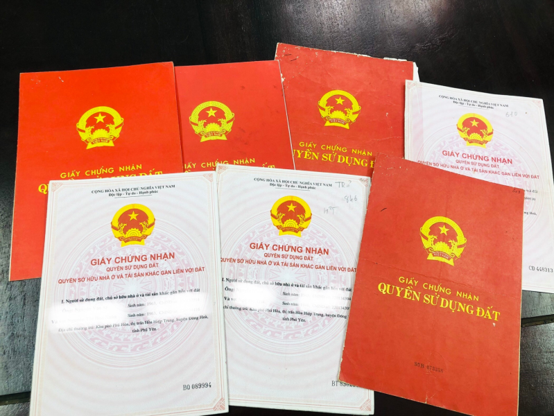 Lừa làm hồ sơ sổ đỏ chiếm đoạt gần 400 triệu đồng