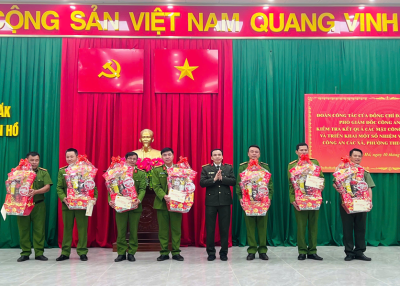 Lãnh đạo Công an tỉnh kiểm tra, đánh giá kết quả triển khai các mặt công tác Công tại công an cấp xã