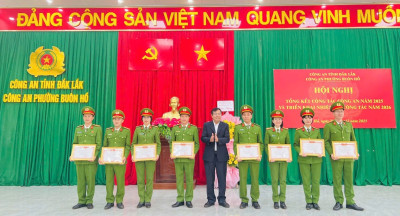 Công an phường Buôn Hồ tiếp tục phát huy truyền thống, thi đua lập thành tích mừng Đảng, mừng Xuân