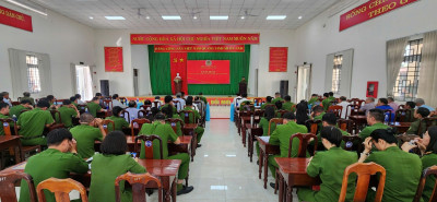 Ra quân tổng rà soát, kiểm tra cư trú trên địa bàn phường Tân Lập, tỉnh Đắk Lắk