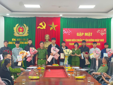Tăng cường công tác chính trị tư tưởng, động viên thanh niên phường Buôn Hồ sẵn sàng lên đường thực hiện nghĩa vụ tham gia Công an nhân dân năm 2026