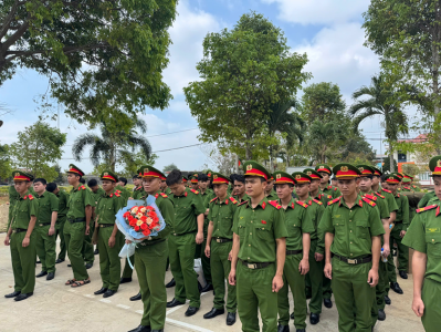 Trại Tạm giam số 1 tổ chức buổi gặp mặt, trao quyết định và thực hiện chế độ xuất ngũ đối với công dân thực hiện nghĩa vụ tham gia Công an nhân dân