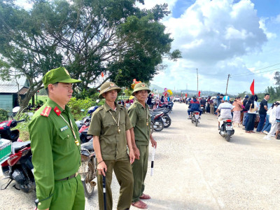 Công an xã Tuy An Bắc bảo đảm tuyệt đối an toàn hội đua thuyền kè Sông Vét xuân Bính Ngọ năm 2026