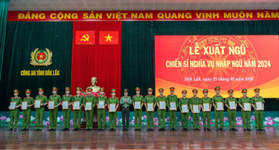 Công an tỉnh Đắk Lắk tổ chức Lễ xuất ngũ cho 542 chiến sĩ nghĩa vụ nhập ngũ năm 2024