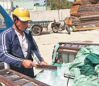 Cảnh báo tiềm ẩn nguy cơ mất an toàn thực phẩm khi sử dụng nước đá dùng liền