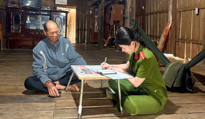 Công an xã Ea Bá: những bước chân không mỏi trên nẻo đường rà soát cư trú