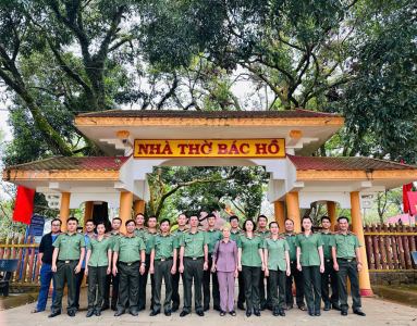 Nâng cao chất lượng sinh hoạt chuyên đề - Đảng bộ Phòng An ninh nội địa gắn với hành trình về nguồn.