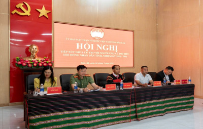 Đại tá Lê Hữu Tuấn - Phó Giám đốc Công an tỉnh Đắk Lắk, ứng cử viên đại biểu HĐND tỉnh Đắk Lắk khóa XI, nhiệm kỳ 2026 - 2031 tiếp xúc cử tri tại xã Cư Pơng