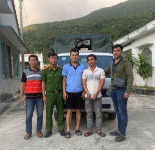 Phát hiện, bắt giữ đối tượng truy nã đang tẩu thoát qua địa bàn xã Hòa Xuân