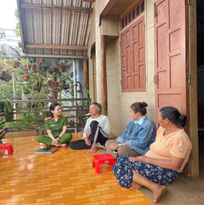 Lực lượng Cảnh sát khu vực Công an phường Buôn Hồ thi đua lập thành tích chào mừng 80 năm Ngày truyền thống lực lượng Cảnh sát Quản lý hành chính về trật tự xã hội