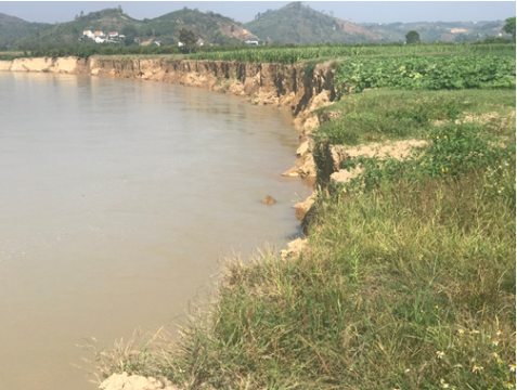 Công an tỉnh Đắk Lắk tổ chức buổi làm việc phối hợp giải quyết khó khăn, vướng mắc của các hộ dân bị sạt lở đất dọc bờ sông Krông Nô (xã Nam Ka)