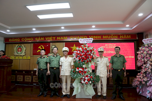 Lễ công bố Quyết định của Giám đốc Công an tỉnh về công tác cán bộ