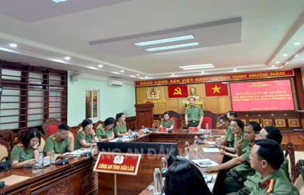Cục Hồ sơ nghiệp vụ, Bộ Công an kiểm tra hướng dẫn công tác hồ sơ tại Công an tỉnh Đắk Lăk