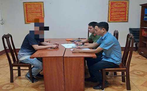 Công an tỉnh Đắk Lắk phối hợp tiếp nhận công dân Việt Nam vi phạm pháp luật ở Hoa Kỳ bị trục xuất về nước