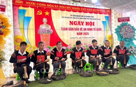 “Vì cuộc sống bình yên và hạnh phúc của Nhân dân” Công an xã Quảng Phú tận tâm phục vụ