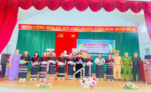 Phát huy vai trò quần chúng nhân dân trong sự nghiệp bảo vệ an ninh, trật tự tại xã Liên Sơn Lắk