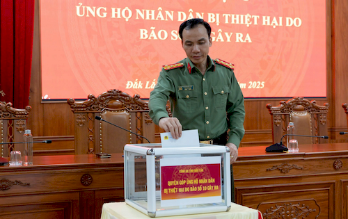 Công an tỉnh Đắk Lắk phát động quyên góp ủng hộ Nhân dân bị thiệt hại do cơn bão số 10 gây ra