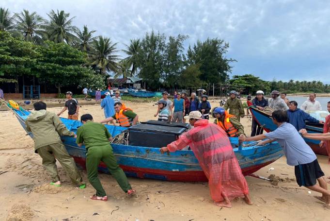 Công an tỉnh Đắk Lắk chủ động ứng phó với cơn bão số 13 (Kalmaegi)