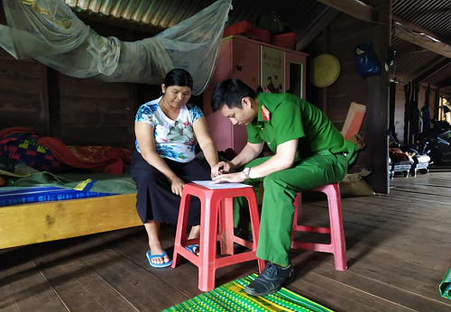 Công an huyện Krông Búk tăng cường hướng về cơ sở phục vụ Nhân dân