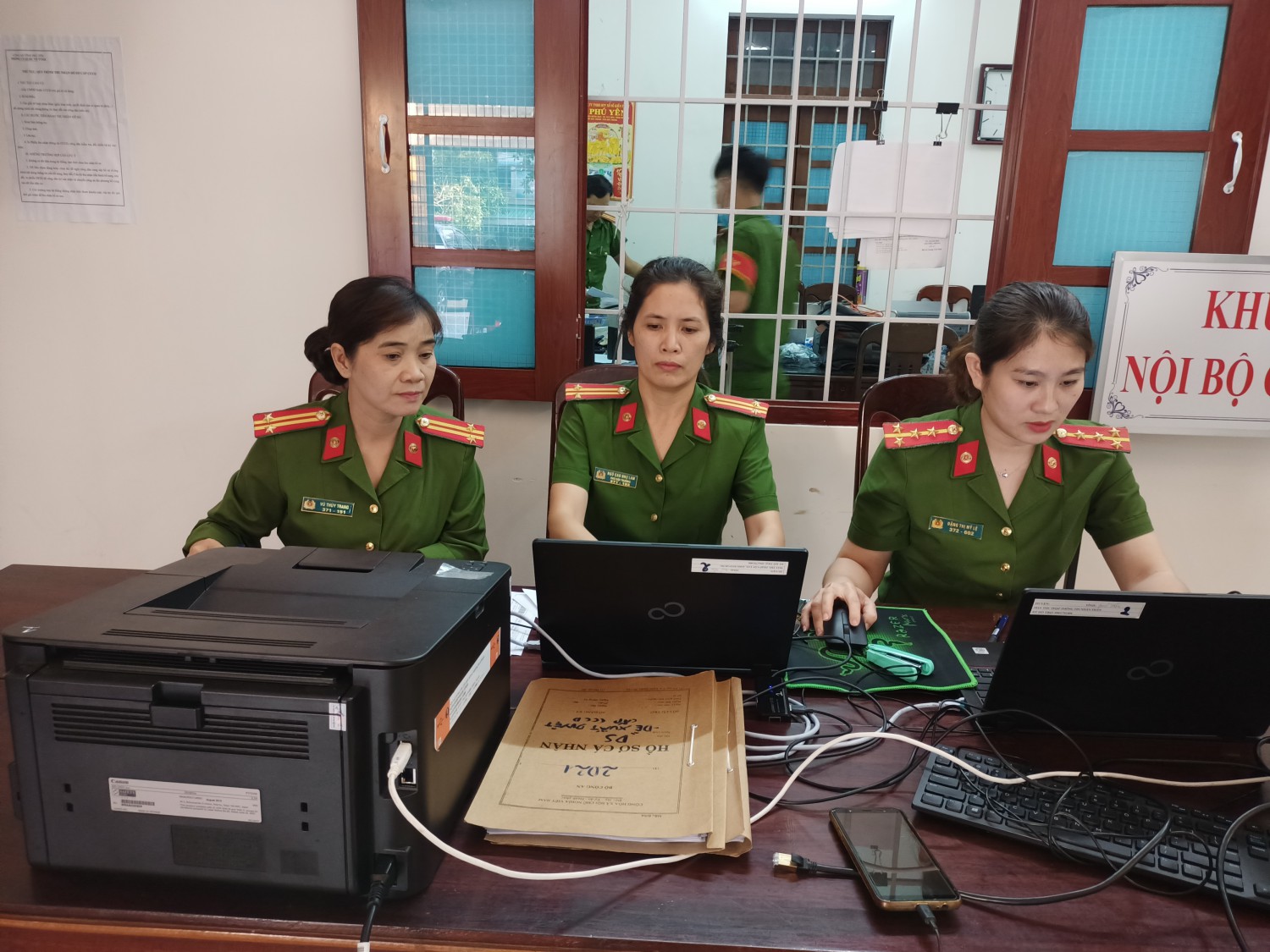 cap nhat du lieu can cuoc cong dan vao may 1