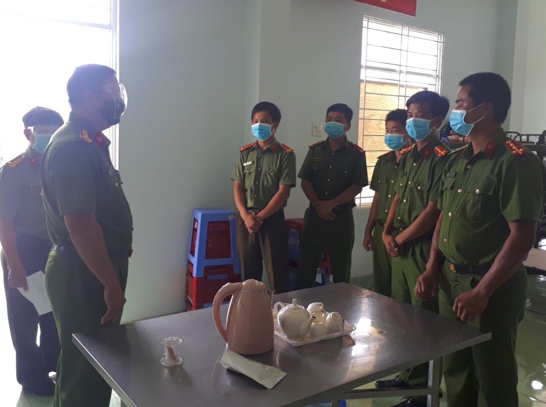 1 tham kiem tra tai diem cach ly tap trung so 2 o thon tan my xa hoa phu