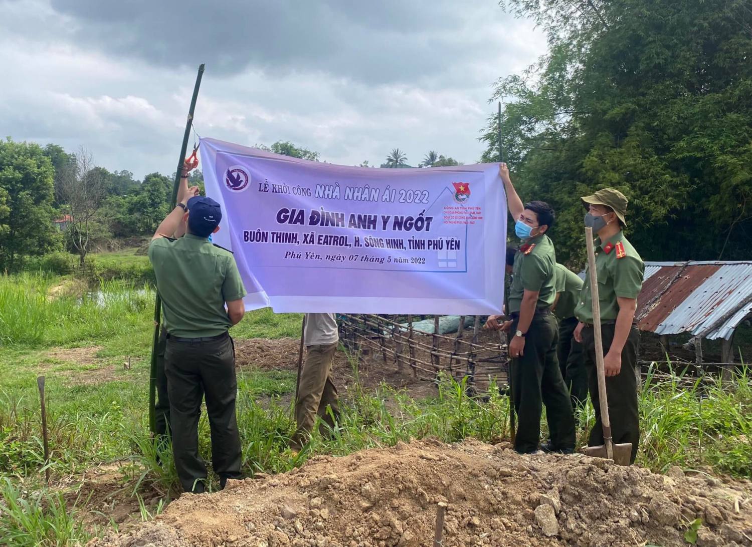 mot so hinh anh trong le khoi cong nha nhan ai 5