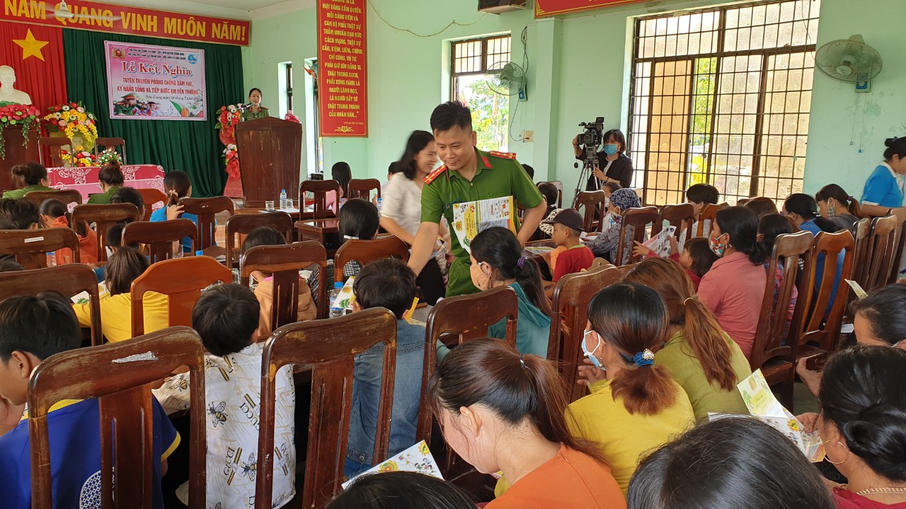 z3551408791453 7a4b3ee013b9c6f38e7cff37a33a1b2e