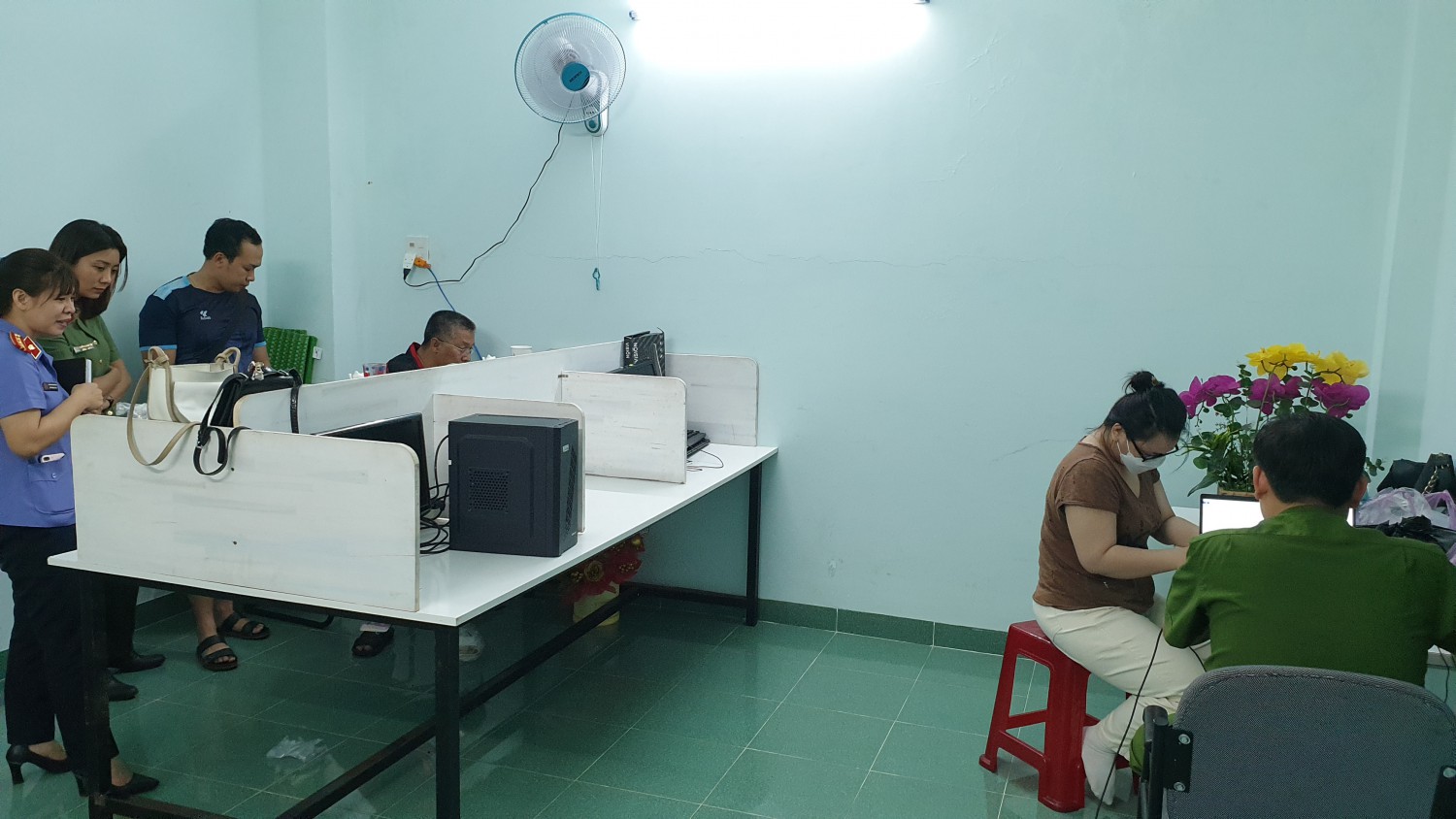 phương tiện, trang thiết bị của các đối tượng để lừa đảo CĐTS