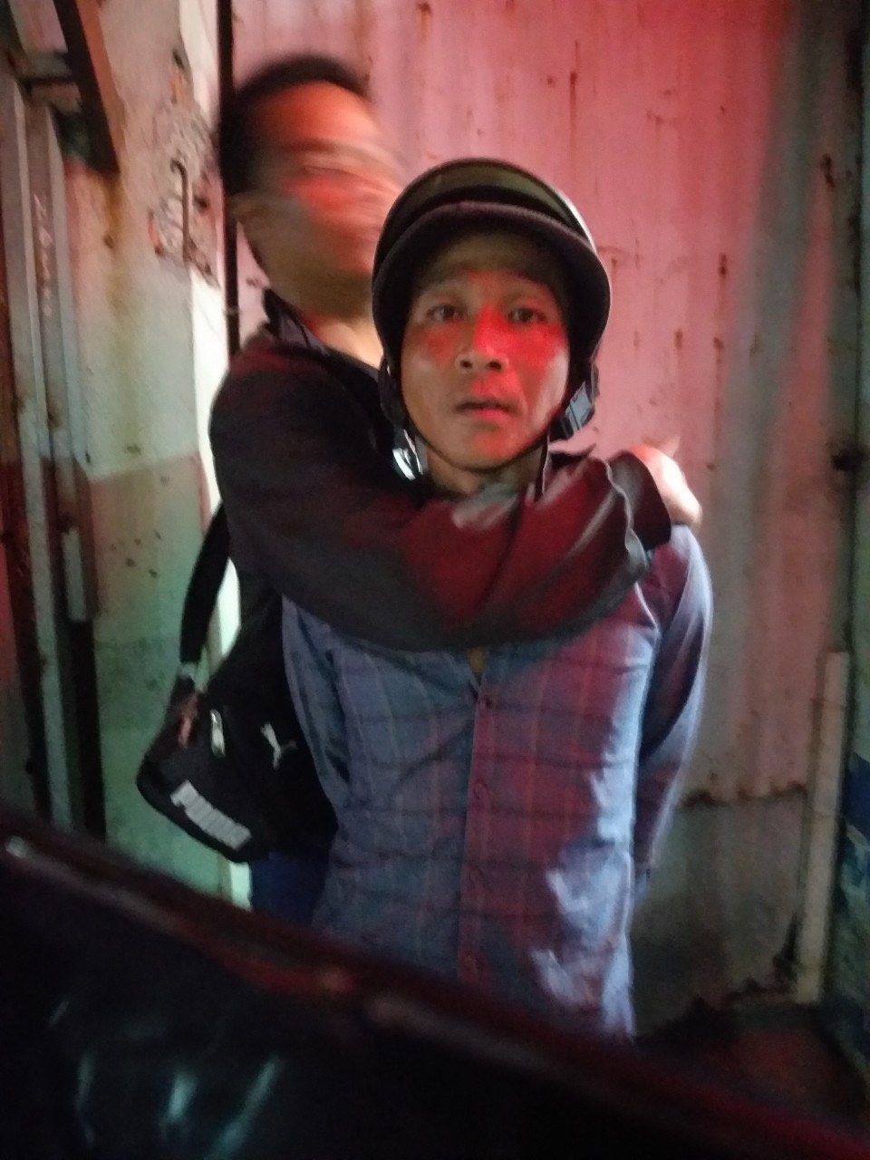 1 Đối tượng Từ Du Học tại thời điểm vừa bị phát hiện, bắt giữ