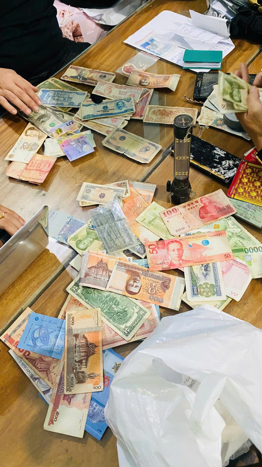 z6647496310915 d3a9ed5279a256bba54ef956d1bae1b1