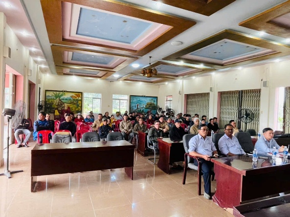 '''A group of people sitting in chairs in a room
 AI-generated content may be incorrect.'''