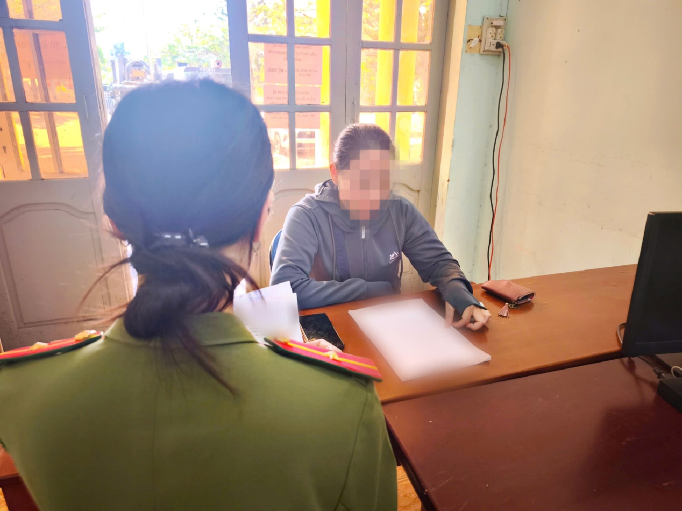 Công an xã Hòa Phú chủ động bảo vệ người dân trước thông tin sai sự thật trên mạng xã hội