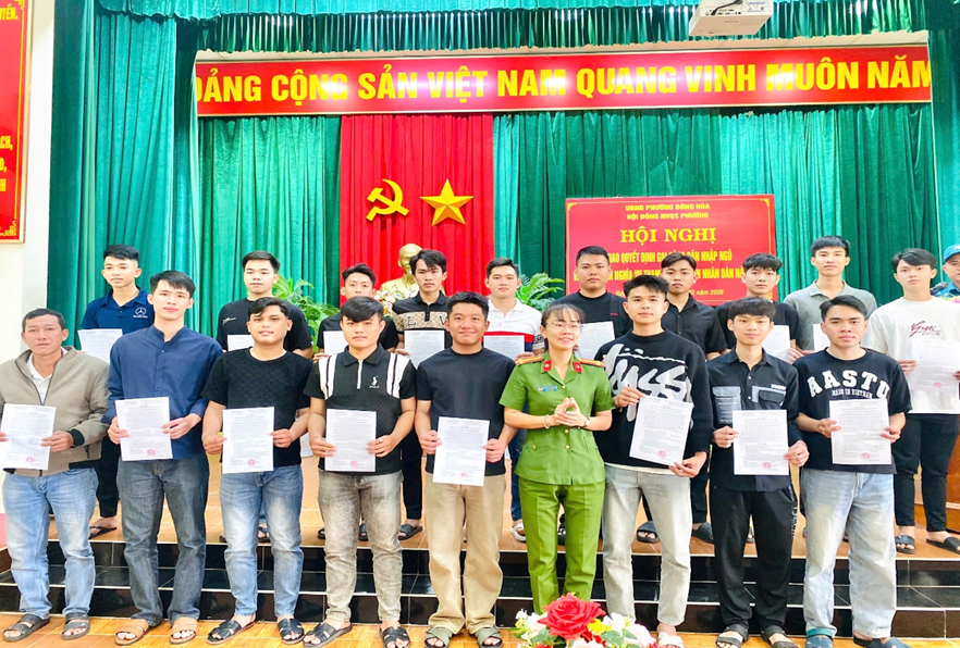 Tự hào tuổi trẻ Đông Hoà hăng hái lên đường thực hiện nghĩa vụ thiêng liêng với Tổ quốc năm 2026