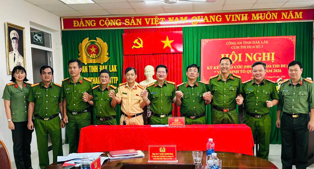 z7631637434960_726bac196f39350943773637a3b511c7